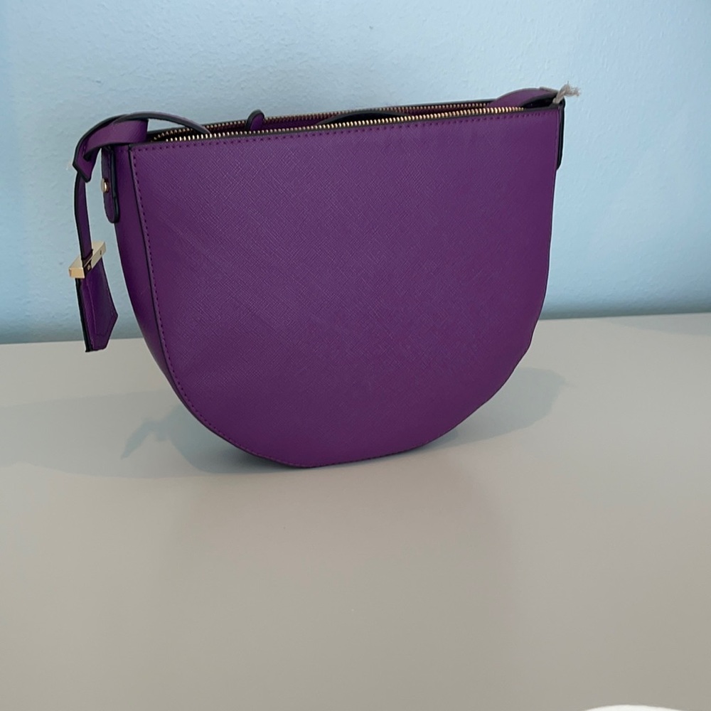 NWT-A New Day- purple crossbody purse